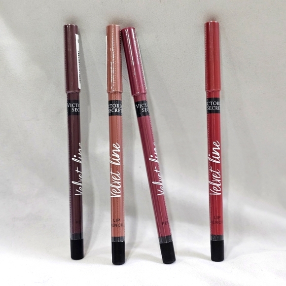 ♡Victoria's Secret Lip Liner | Velvet Line | Sold Out Items - 4 Colors Available - Picture 15 of 17